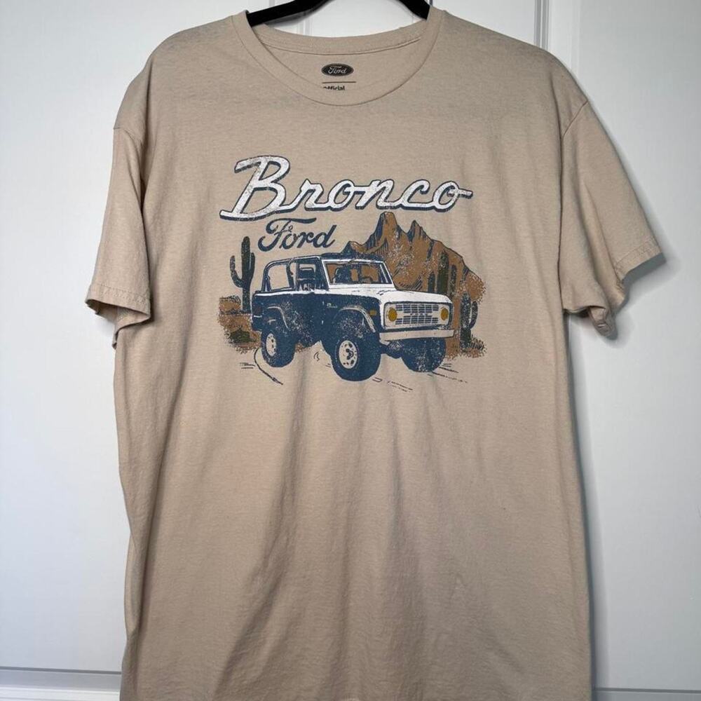 Ford bronco t shirt with graphic